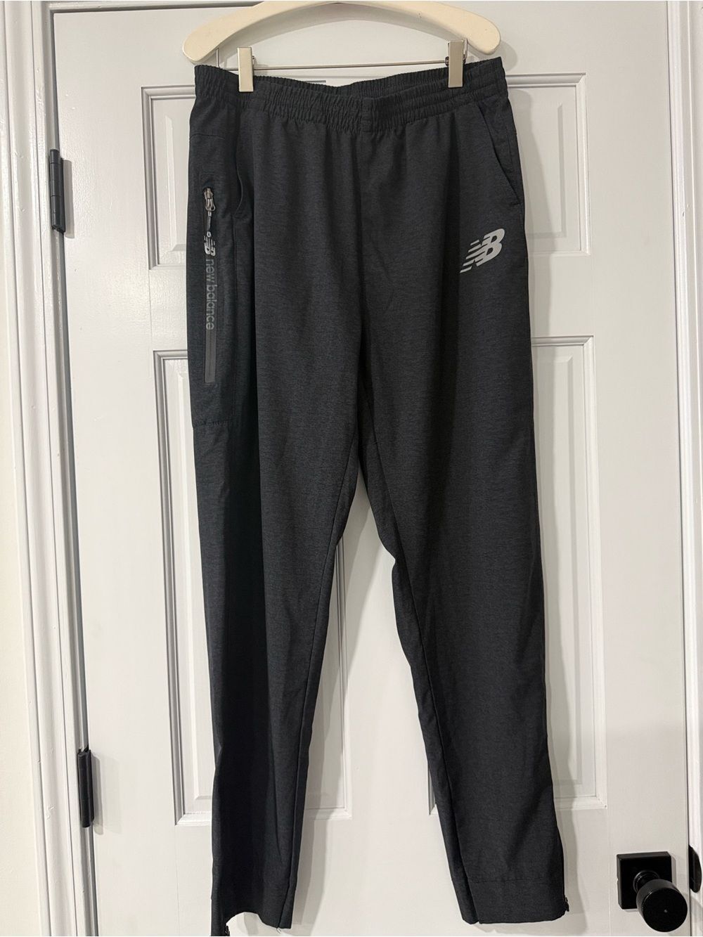 New Balance Mens Size XLarge All Motion Lightweight Joggers Gray Track Pants